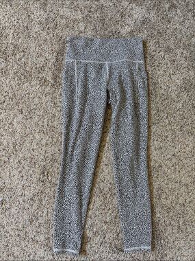 Athleta Black & White Micro Dot High-Rise Leggings